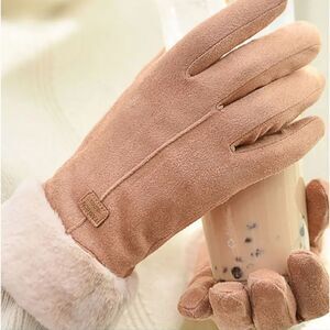 Pink Thermal Touchscreen Gloves Plush Lining One Size